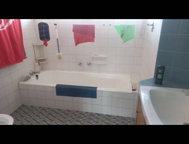 2 BEDROOM APARTMENT FOR SALE IN SPRINGS CENTRAL